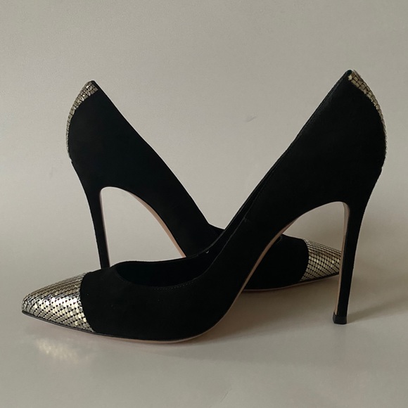 Gianvito Rossi Shoes - NEW GIANVITO ROSSI BLACK SUEDE PUMPS EU39 1/2